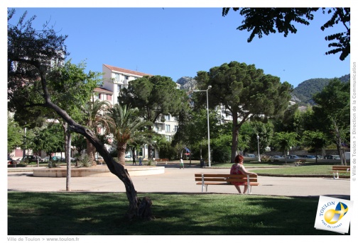 Square de Broglie